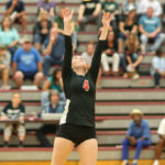Kristina-Pearce-sets-the-ball