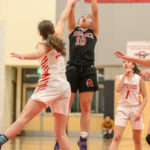 Lindsey Ho shooting over Sammamish’s Grace Patterson