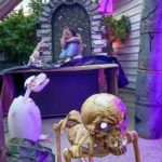 A macabre scene that either delights or frightens.  Brier, 10-27-22.