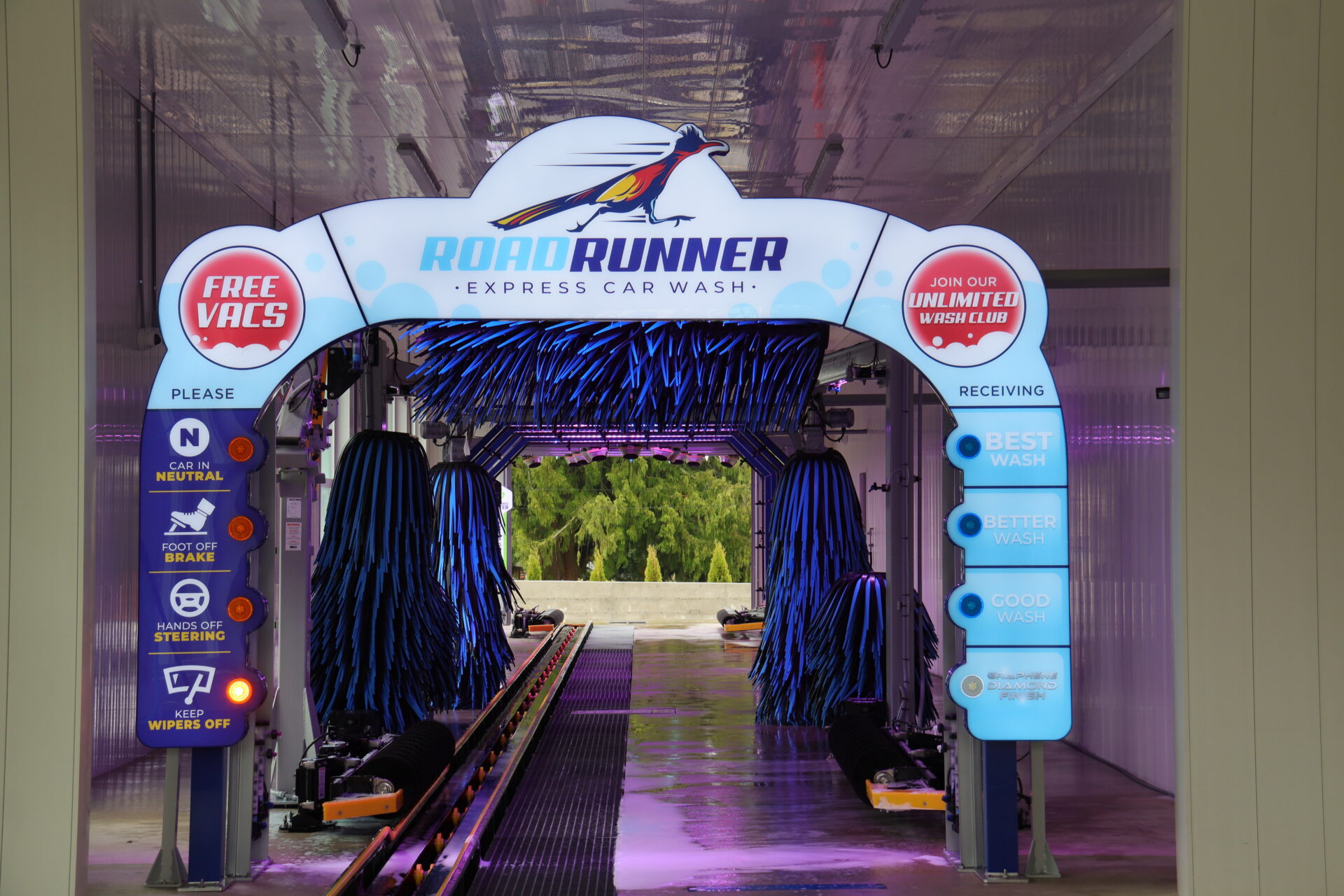 Road Runner Express Car Wash opens in Mountlake Terrace on Earth Day ...