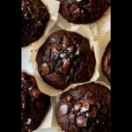 Healthy Eating: Chocolate-Zucchini Brownie Muffins
