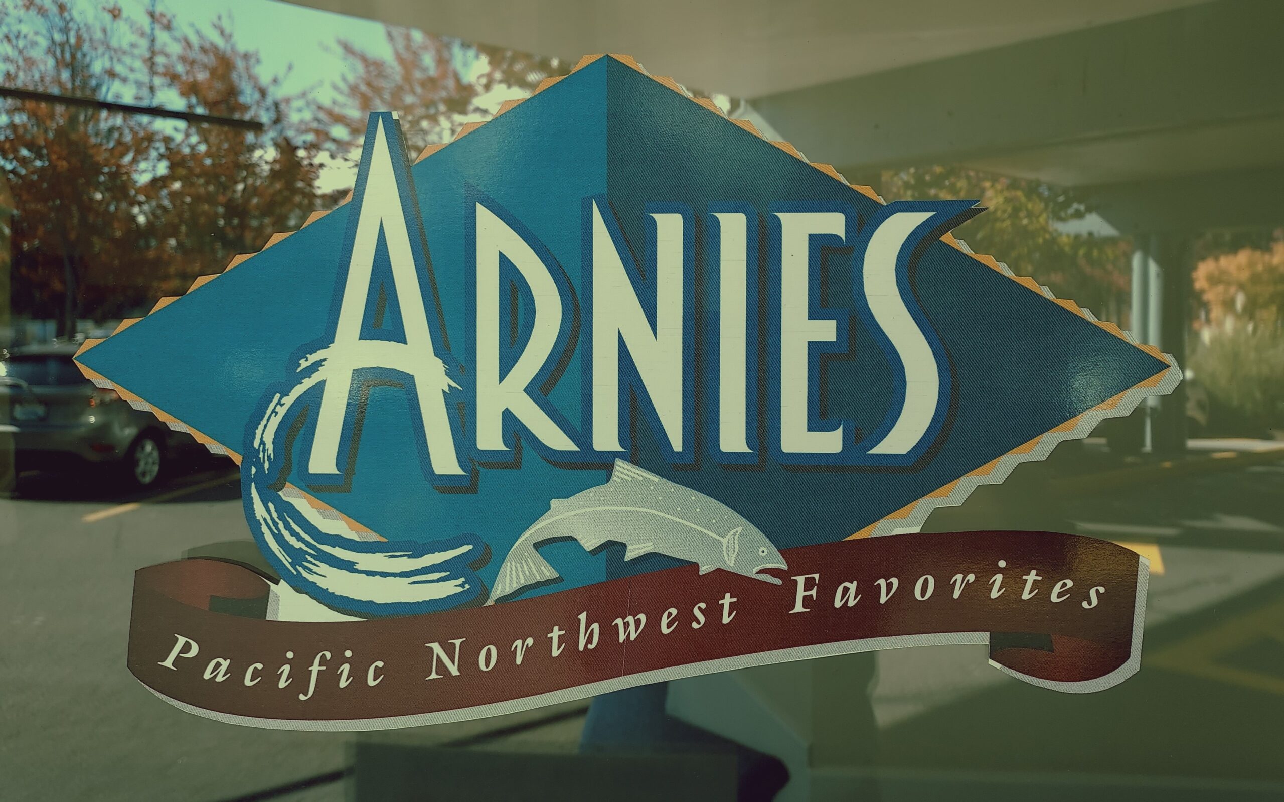 Restaurant News: Arnies abruptly closes, Rooster plans opening, Girardi ...