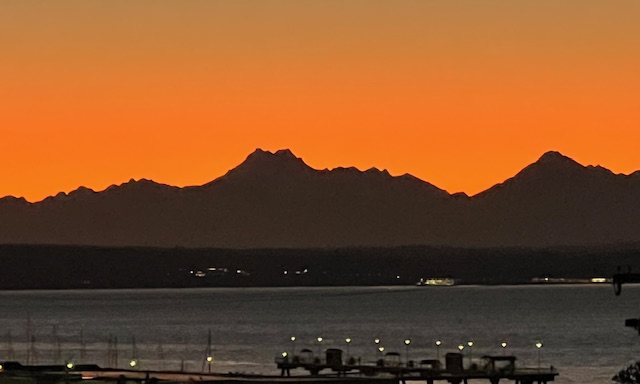 Scene in Edmonds: Around town Monday - My Edmonds News