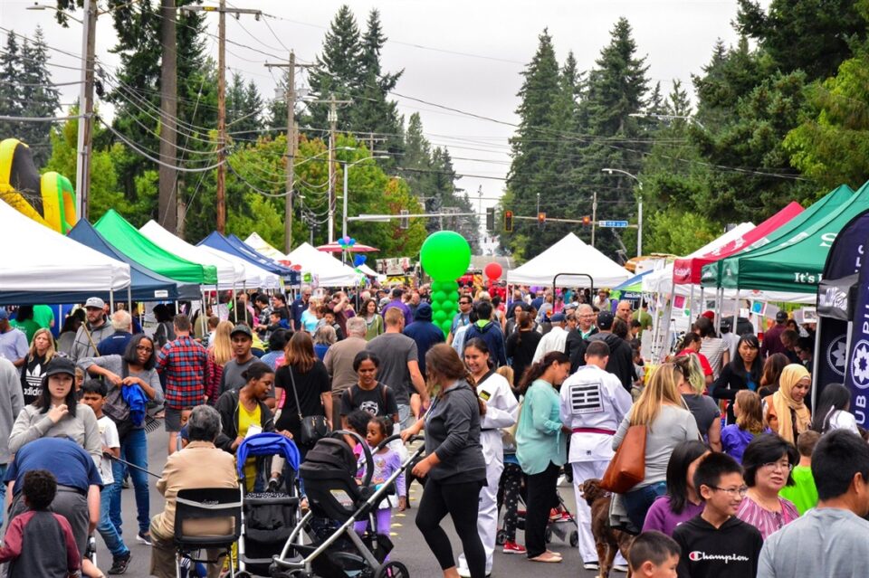 A crowd is shown from the 2019 Fair on 44th event. 