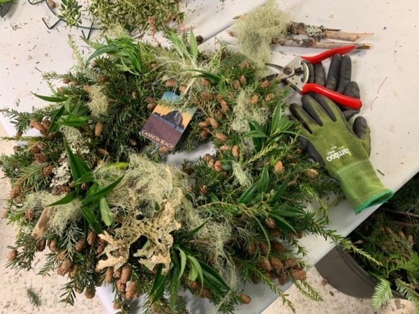 Edmonds Floretum Garden Club's annual wreath sale returns Dec. 6