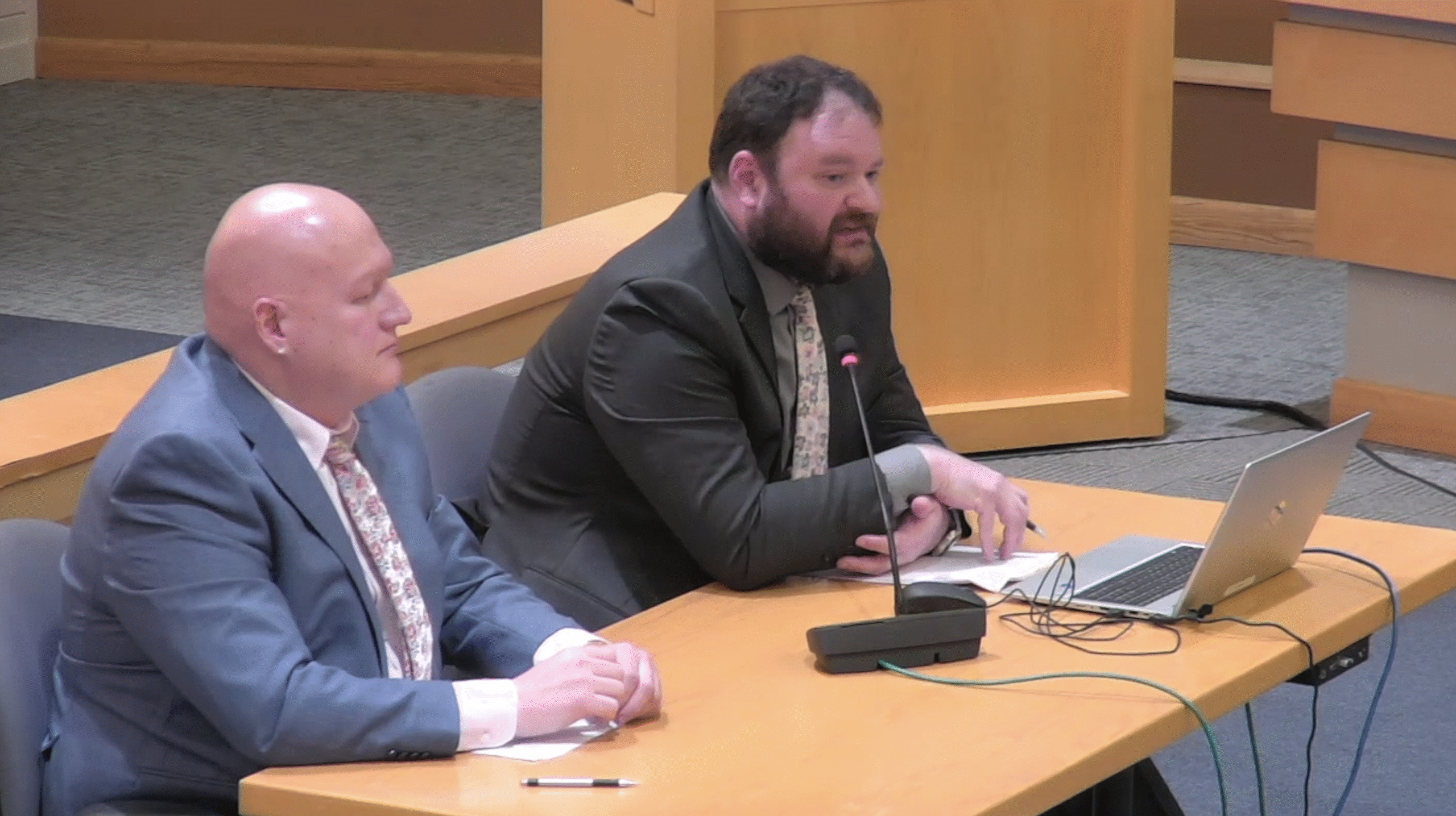 Council agrees on next steps for train horn system, views red-light data from Edmonds court