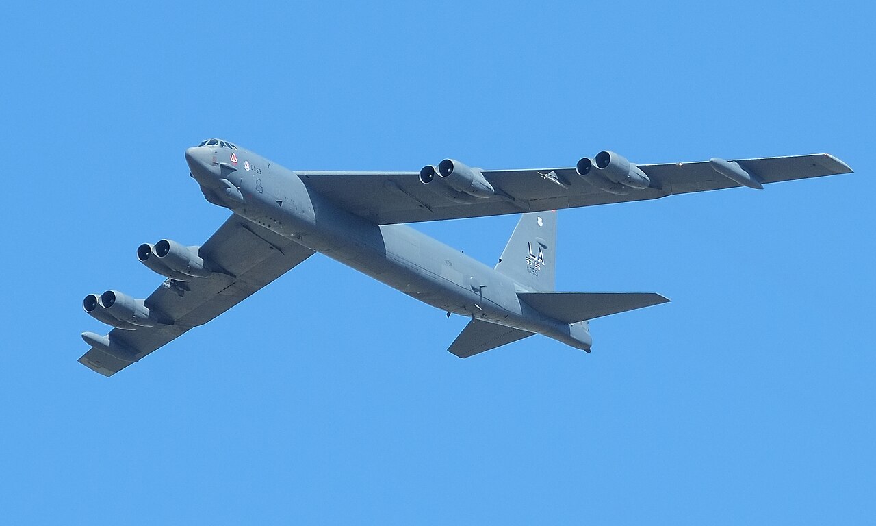 Climate Protection: Gasoline, natural gas and war