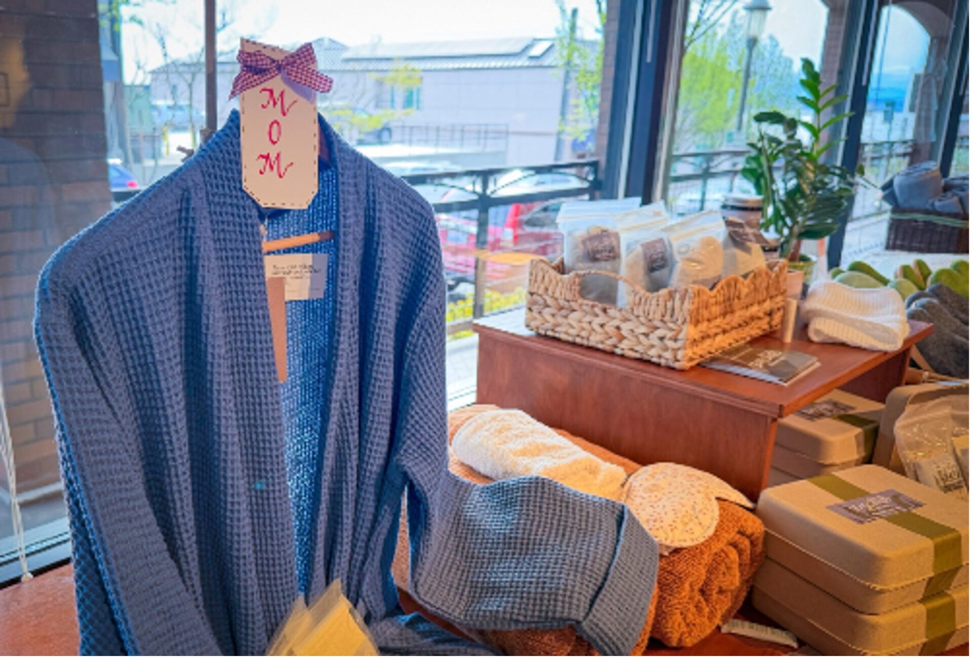 Sponsor spotlight: Our 2026 guide to celebrating Mom in Downtown ...