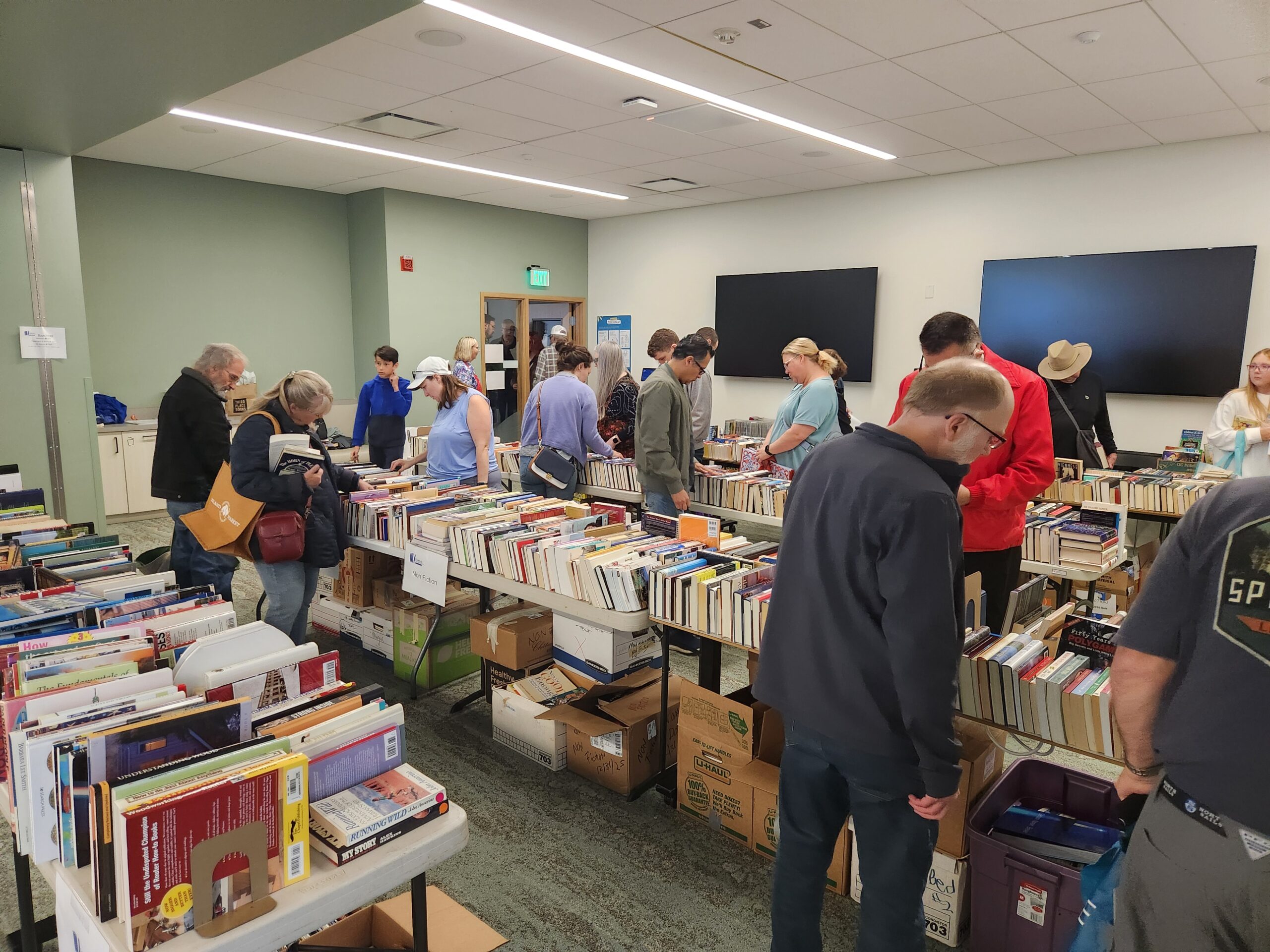 Book lovers have their day during Friends of the Edmonds Library 2026 book sale